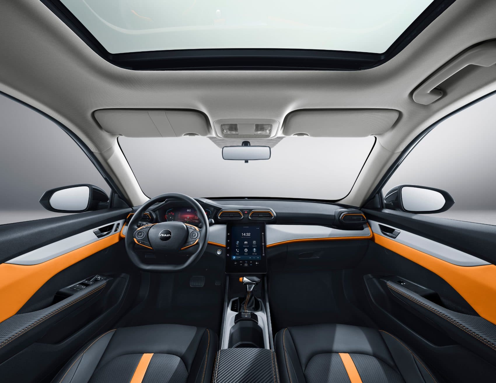 Shine GS E1 interior